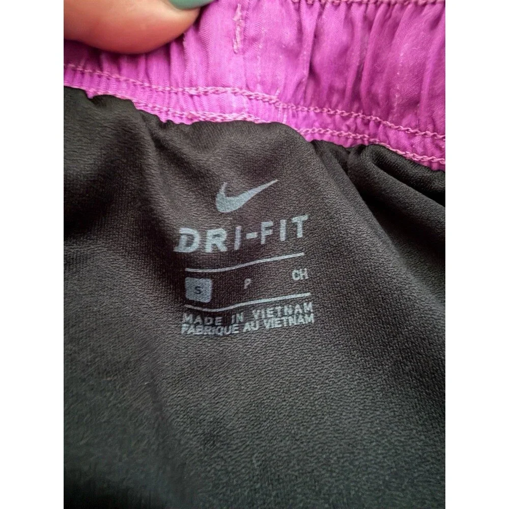 Women’s Nike Dri-Fit Nike Athletic Lined Shorts Purple Size Small
